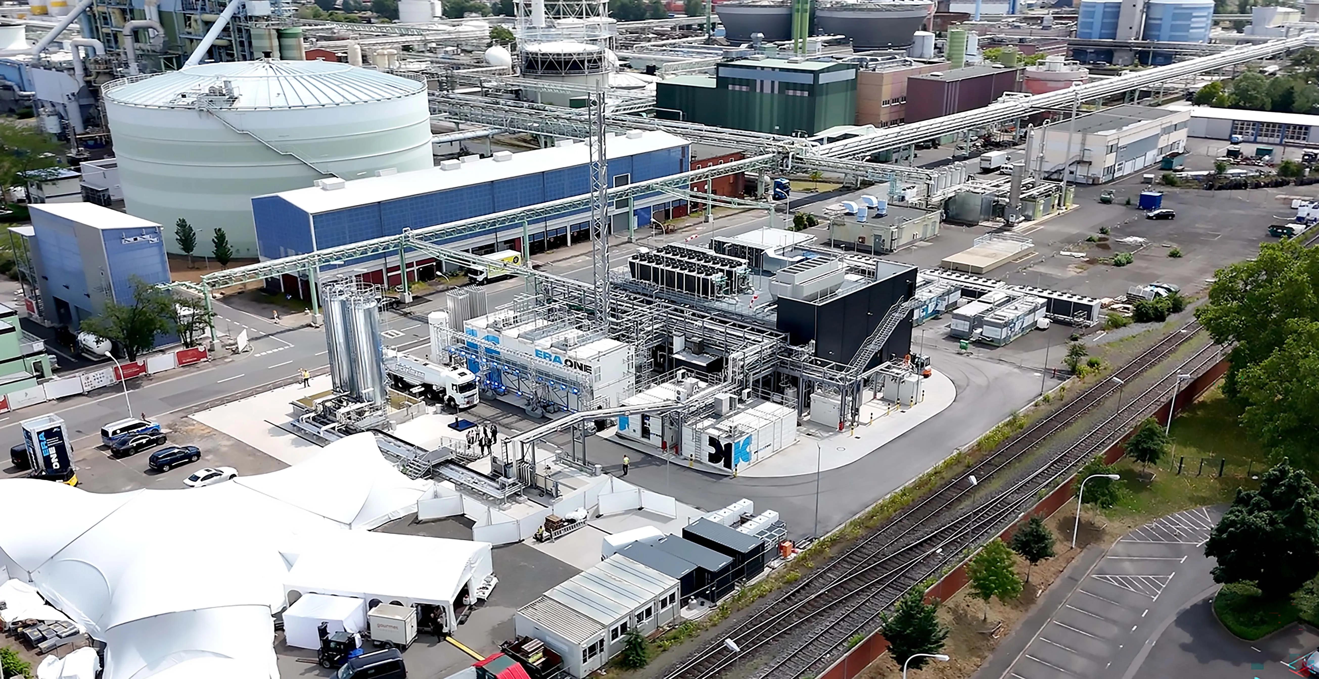INERATEC opened Europe's largest e-Fuel production plant.